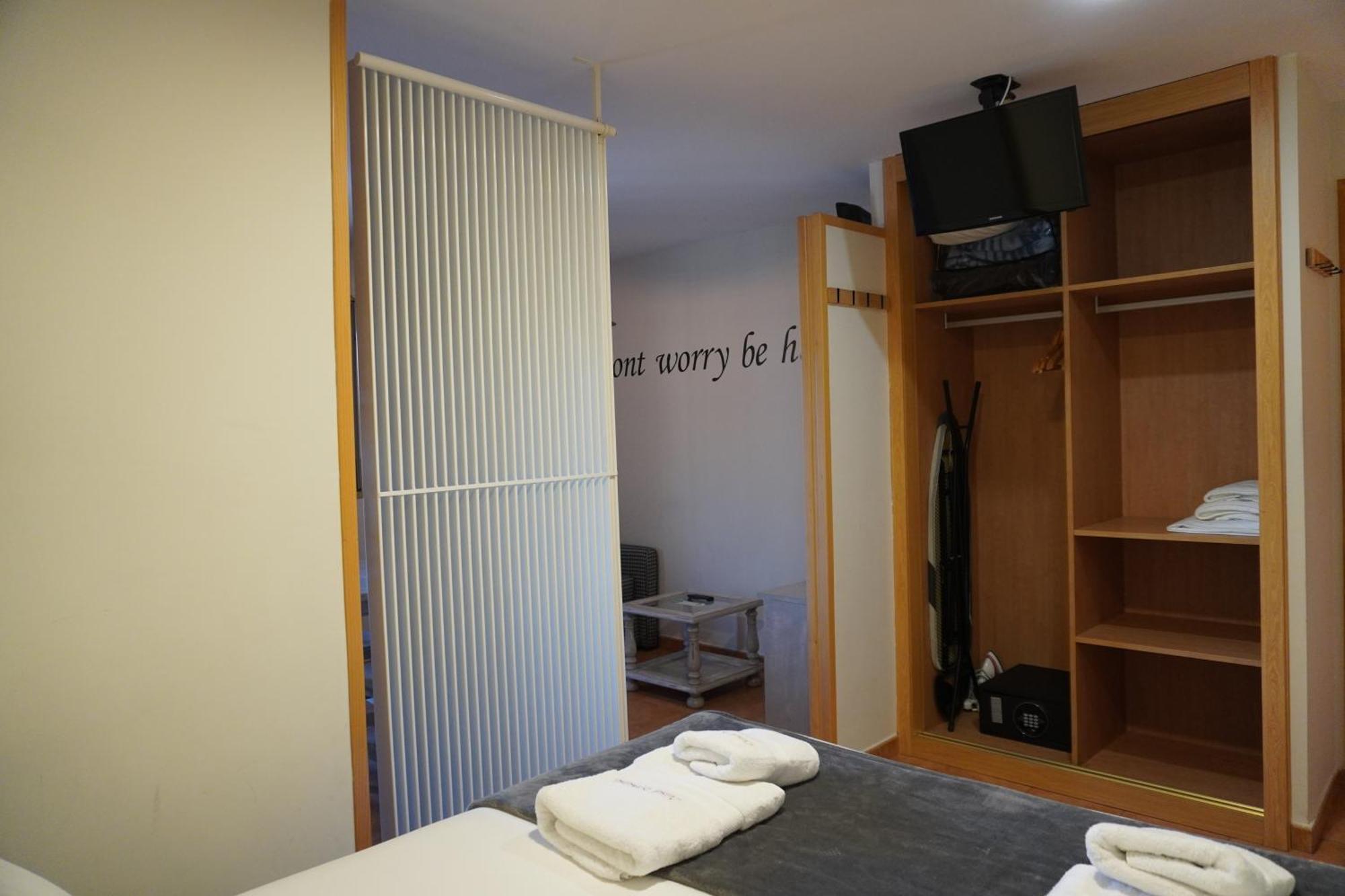 Apartamentos Casa Domenc Арен Экстерьер фото